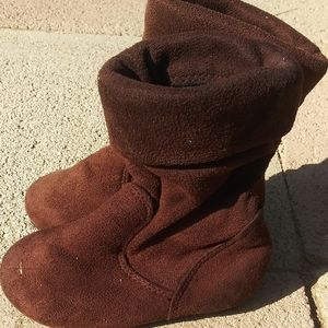 Baby brown boots